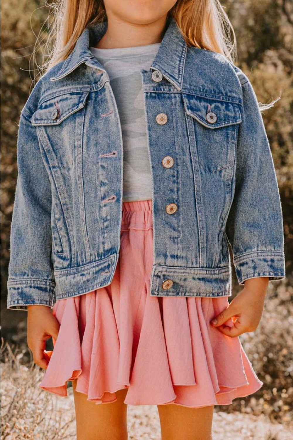 “Luvvey” Girls Contrast Heart Denim Jacket