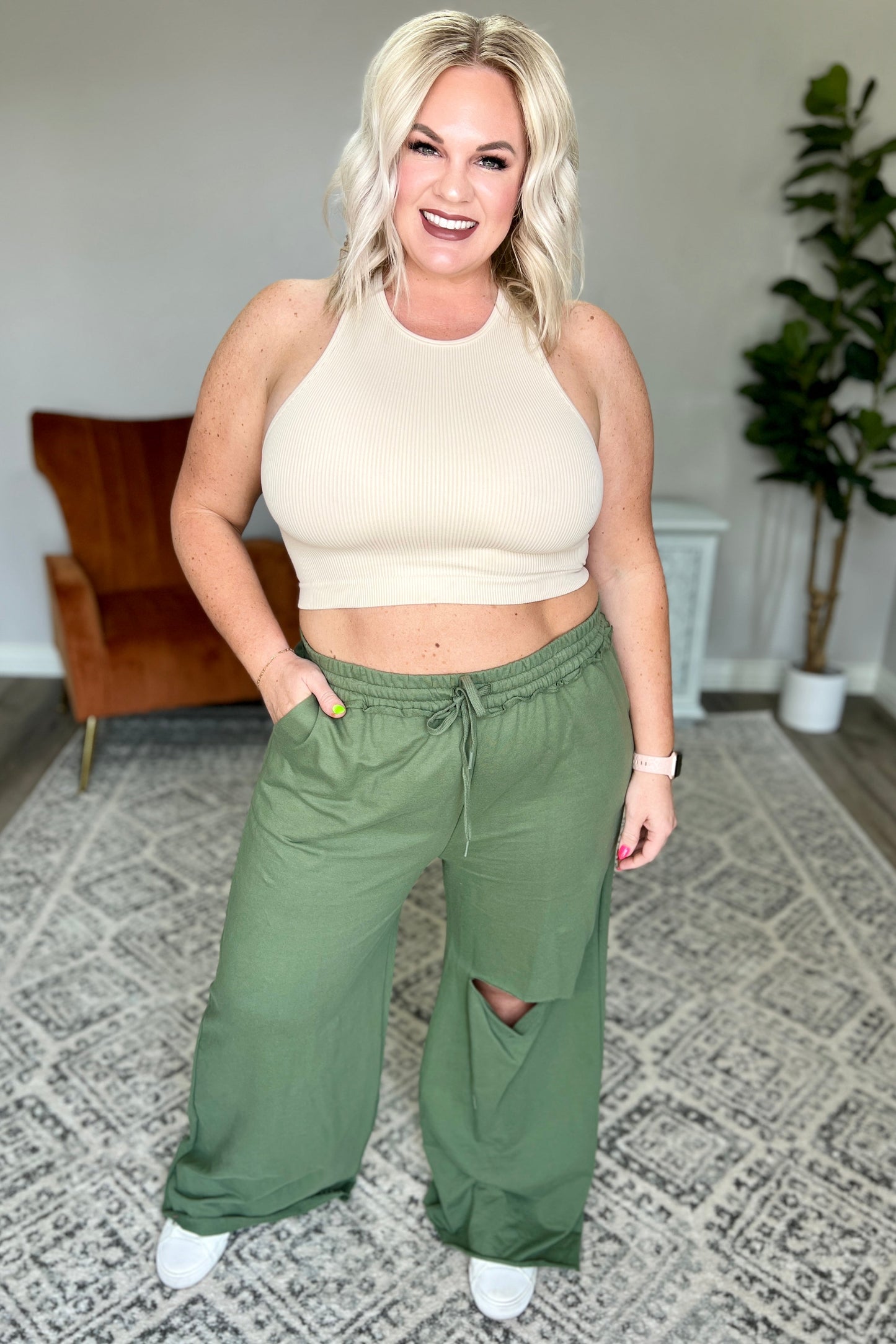 Weekend Hero Wide Leg Sweats in Olive