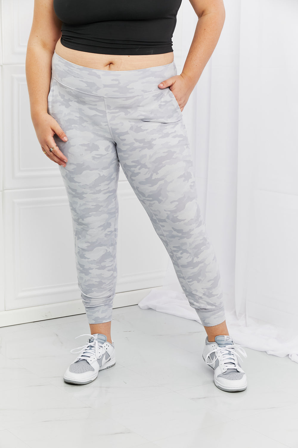 On The Go Full Size Slim Fit Joggers