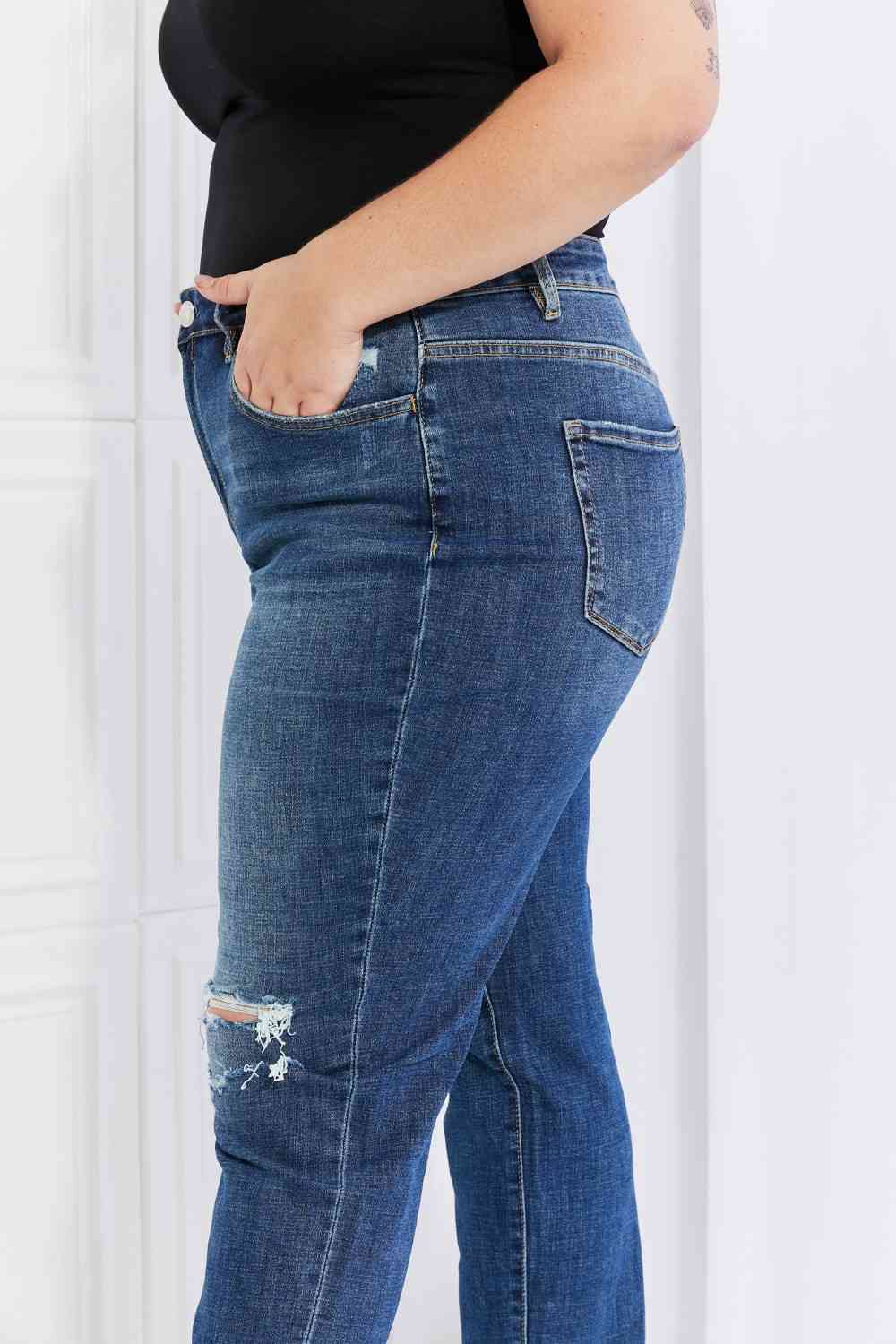 Vervet by Flying Monkey Full Size Distressed Cropped Jeans with Pockets