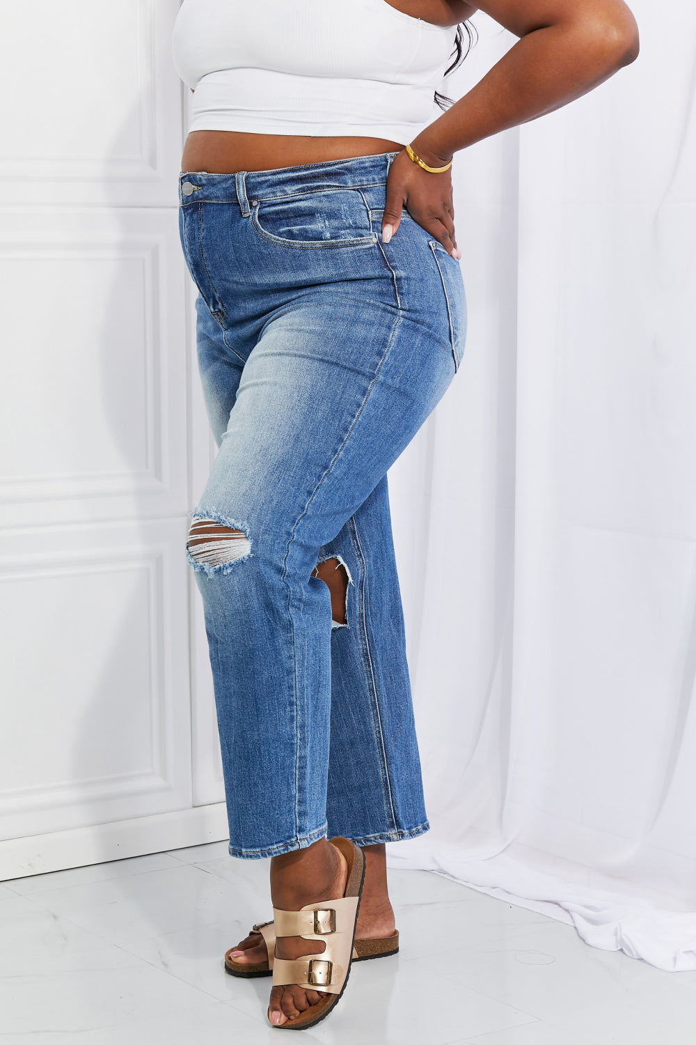 “Emily” High Rise Relaxed Jeans