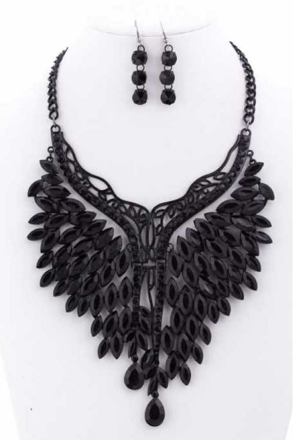 “Amena” Necklace